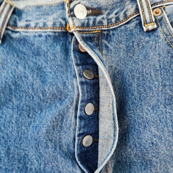 Levi's 501 jeans medium washed button fly men's size 38x30 - Picture 7 of 11